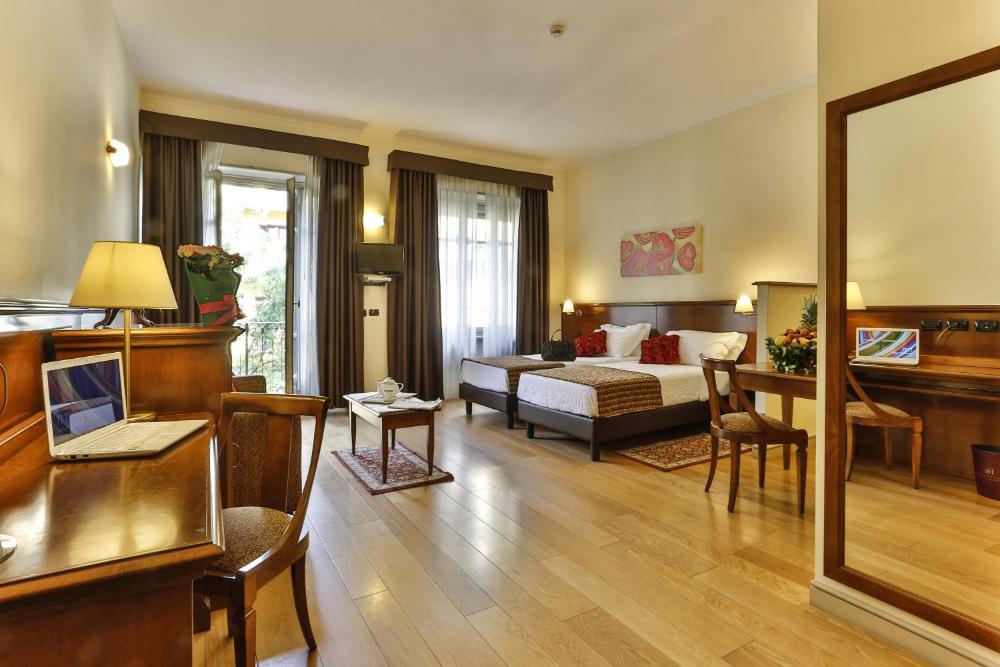Quadruple Room interior